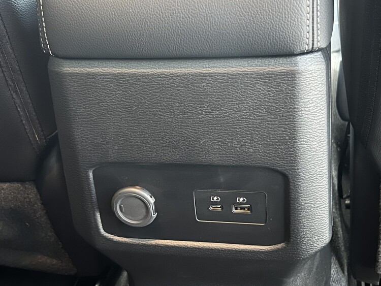 Mitsubishi L 200 2025 2.4 DI-D AT (204 к.с.) 4WD Ultimate