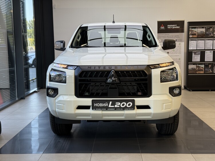 Mitsubishi L 200 2025 2.4 DI-D MT (204 к.с.) 4WD Invite
