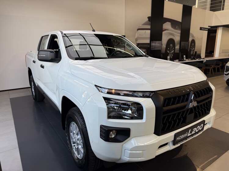 Mitsubishi L 200 2025 2.4 DI-D MT (204 к.с.) 4WD Invite