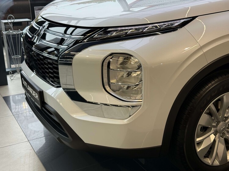 Mitsubishi Outlander 2025 2.5 MiVEC CVT (184 к.с.) Business