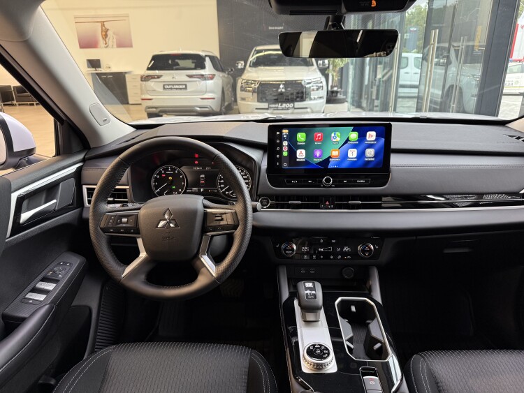 Mitsubishi Outlander 2025 2.5 MiVEC CVT (184 к.с.) Business