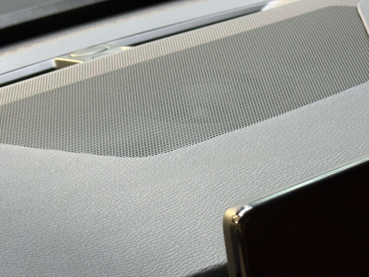 Mitsubishi Outlander 2025 2.5 MiVEC CVT (184 к.с.) S-AWC Ultimate