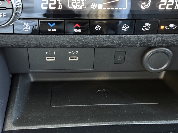 Mitsubishi Outlander 2025 2.5 MiVEC CVT (184 к.с.) S-AWC Intense