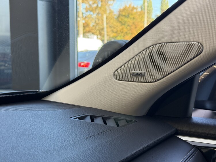 Mitsubishi Outlander 2025 2.5 MiVEC CVT (184 к.с.) S-AWC Intense