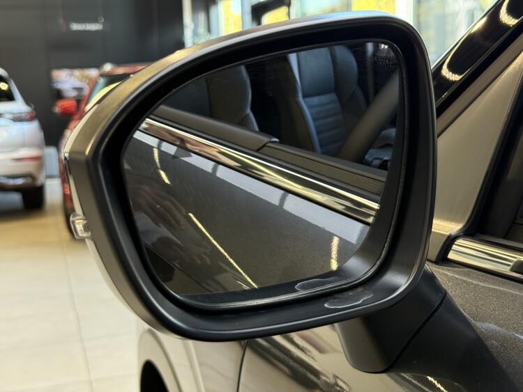 Mitsubishi Outlander 2025 2.5 MiVEC CVT (184 к.с.) S-AWC Intense