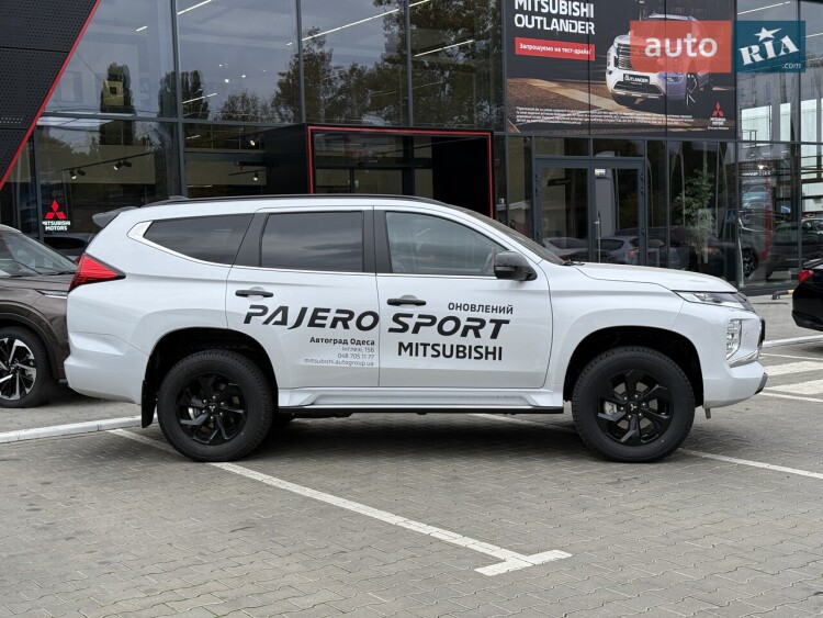 Mitsubishi Pajero Sport 2025 3.0 MIVEC АТ (209 к.с.) Super Select 4WD-II Ultimate