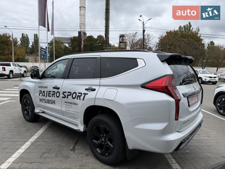 Mitsubishi Pajero Sport 2025 3.0 MIVEC АТ (209 к.с.) Super Select 4WD-II Ultimate