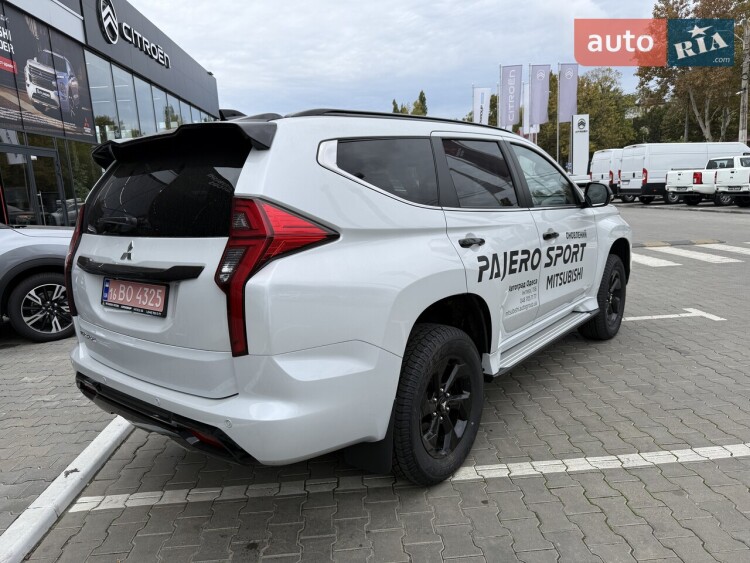 Mitsubishi Pajero Sport 2025 3.0 MIVEC АТ (209 к.с.) Super Select 4WD-II Ultimate