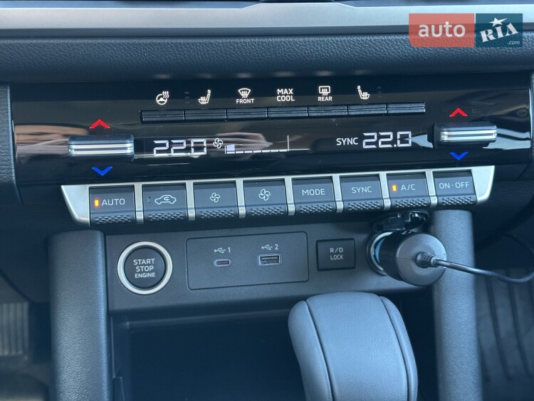 Mitsubishi L 200 2025 2.4 DI-D AT (204 к.с.) 4WD Ultimate