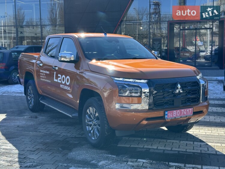 Mitsubishi L 200 2025 2.4 DI-D AT (204 к.с.) 4WD Ultimate