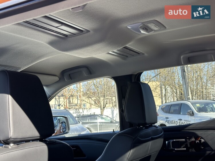 Mitsubishi L 200 2025 2.4 DI-D AT (204 к.с.) 4WD Ultimate