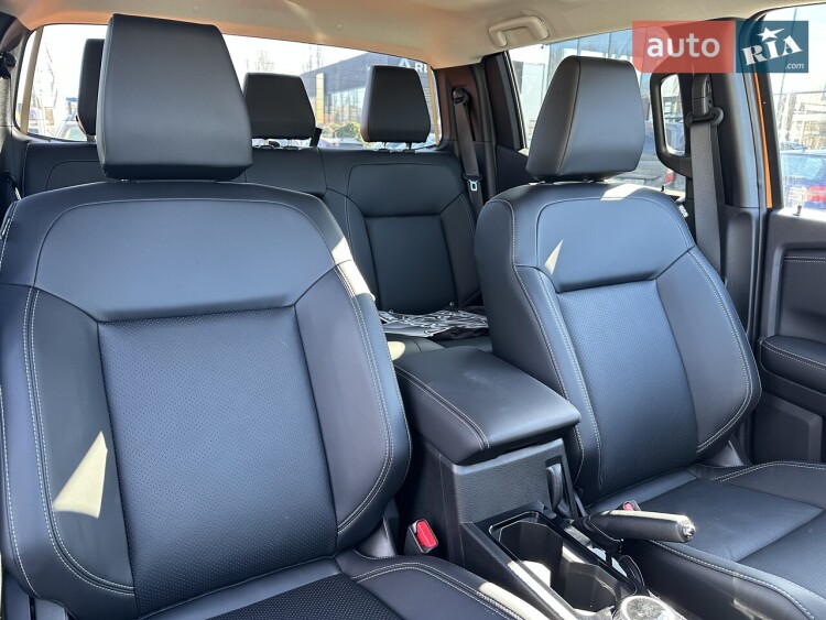 Mitsubishi L 200 2025 2.4 DI-D AT (204 к.с.) 4WD Ultimate