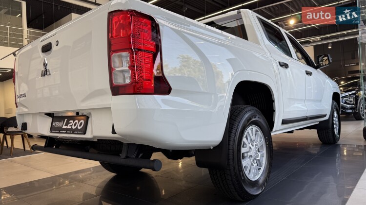 Mitsubishi L 200 2025 2.4 DI-D MT (204 к.с.) 4WD Invite