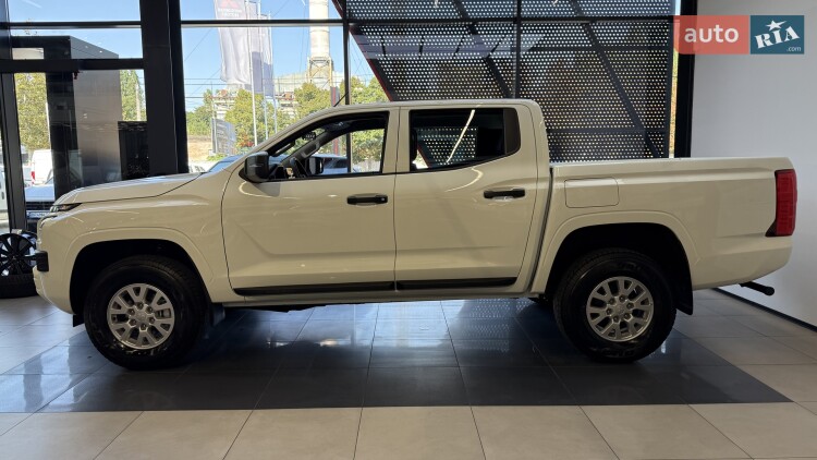Mitsubishi L 200 2025 2.4 DI-D MT (204 к.с.) 4WD Invite