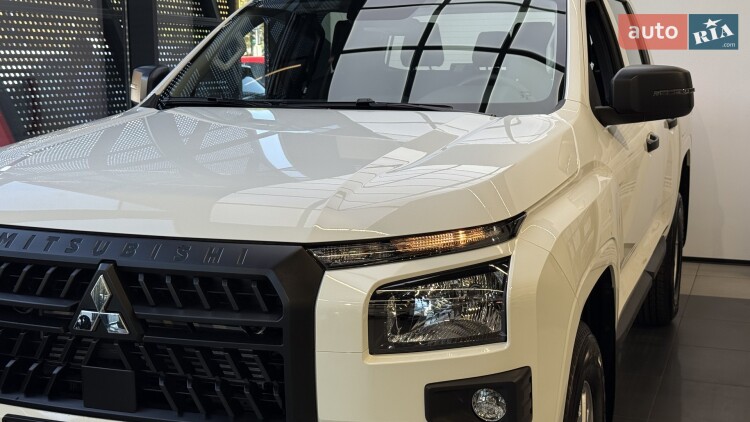 Mitsubishi L 200 2025 2.4 DI-D MT (204 к.с.) 4WD Invite