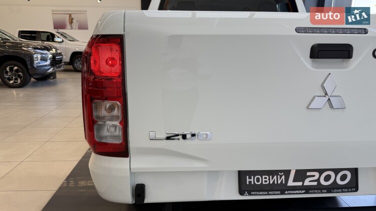Mitsubishi L 200 2025 2.4 DI-D MT (204 к.с.) 4WD Invite