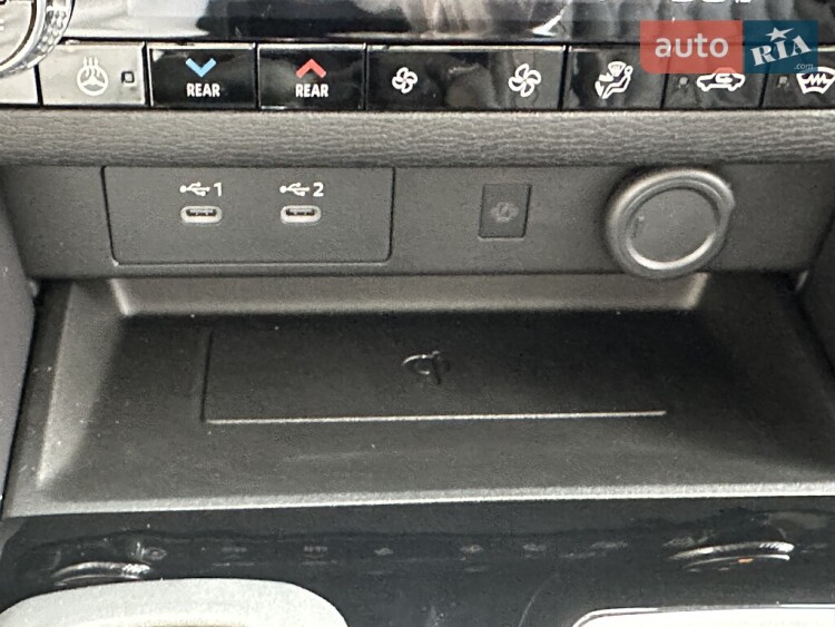 Mitsubishi Outlander 2025 2.5 MiVEC CVT (184 к.с.) S-AWC Ultimate