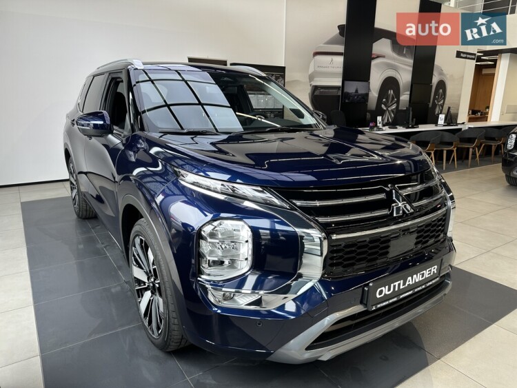 Mitsubishi Outlander 2025 2.5 MiVEC CVT (184 к.с.) S-AWC Ultimate