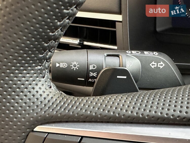 Mitsubishi Outlander 2025 2.5 MiVEC CVT (184 к.с.) S-AWC Ultimate