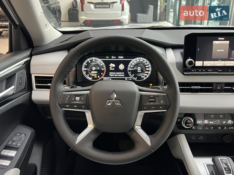 Mitsubishi Outlander 2025 2.5 MiVEC CVT (184 к.с.) S-AWC Ultimate