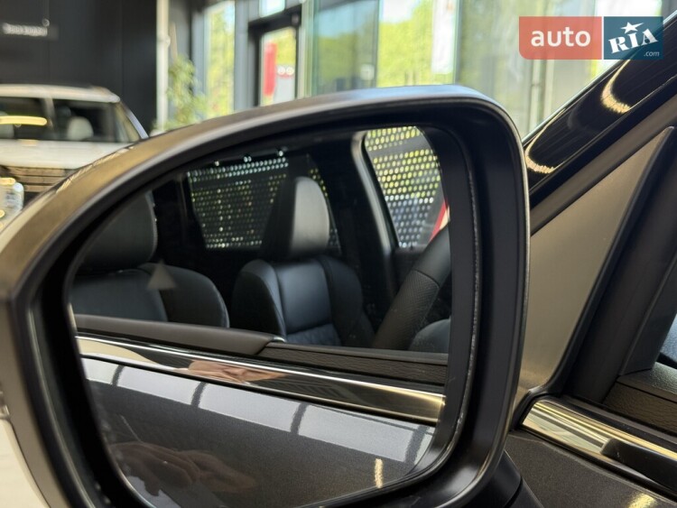 Mitsubishi Outlander 2025 2.5 MiVEC CVT (184 к.с.) S-AWC Ultimate