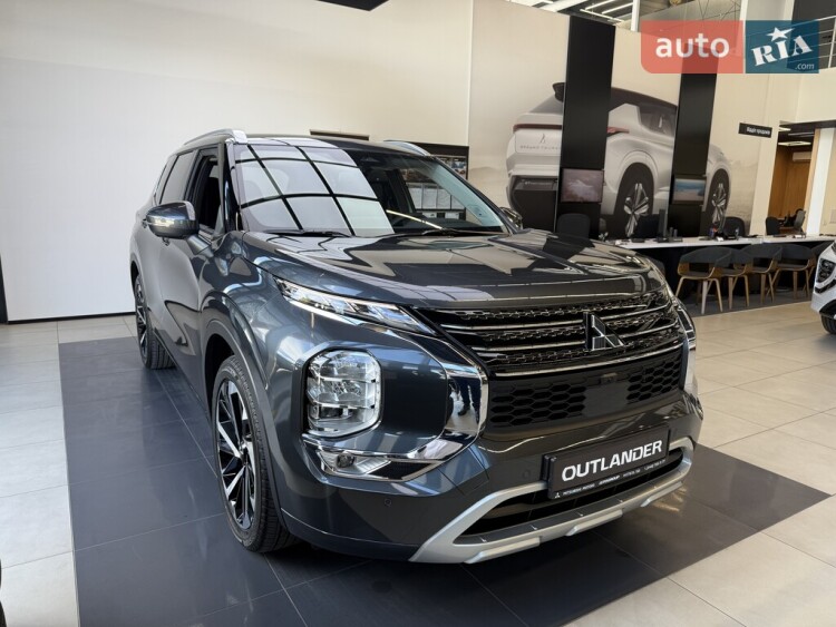 Mitsubishi Outlander 2025 2.5 MiVEC CVT (184 к.с.) S-AWC Ultimate