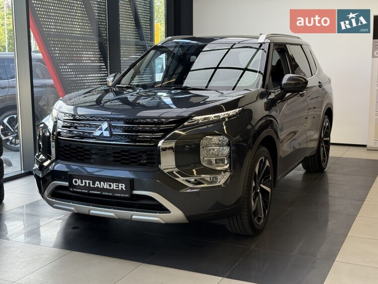 Mitsubishi Outlander 2025 2.5 MiVEC CVT (184 к.с.) S-AWC Ultimate