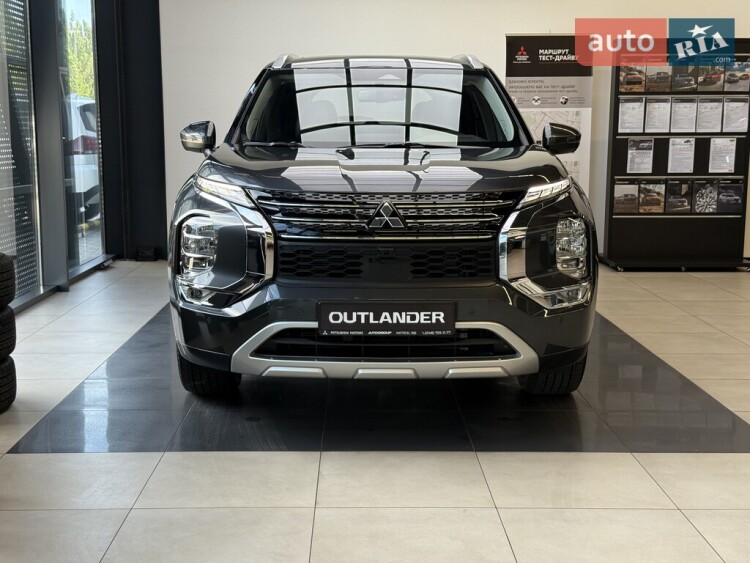 Mitsubishi Outlander 2025 2.5 MiVEC CVT (184 к.с.) S-AWC Ultimate