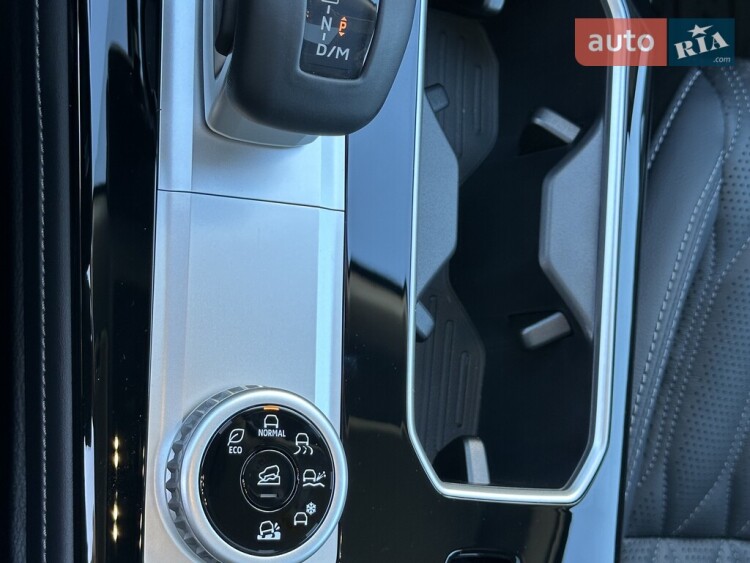 Mitsubishi Outlander 2025 2.5 MiVEC CVT (184 к.с.) S-AWC Ultimate