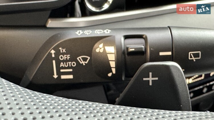 Mitsubishi Outlander 2025 2.5 MiVEC CVT (184 к.с.) S-AWC Intense