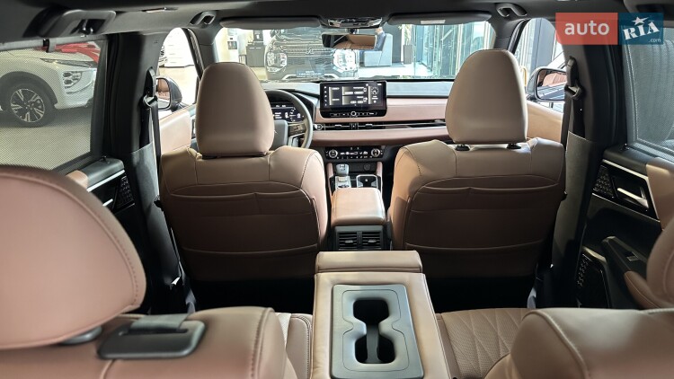 Mitsubishi Outlander 2026 2.5 MiVEC CVT (184 к.с.) S-AWC Ultimate