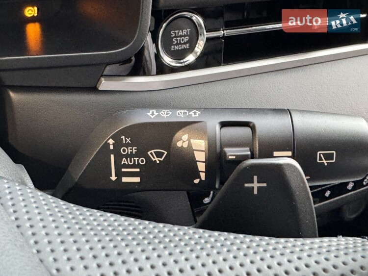 Mitsubishi Outlander 2026 2.5 MiVEC CVT (184 к.с.) S-AWC Ultimate