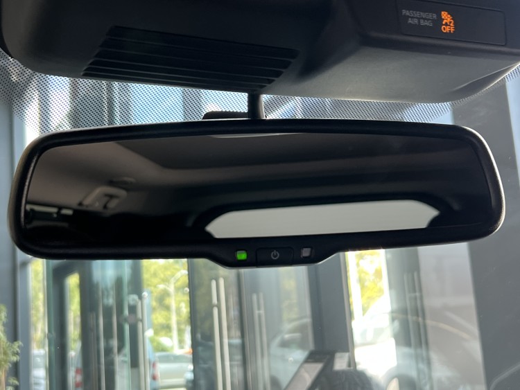 Mitsubishi Outlander 2024 2.5 MiVEC CVT (184 к.с.) S-AWC Ultimate