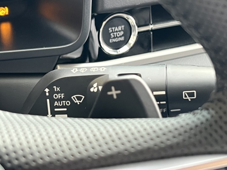 Mitsubishi Outlander 2024 2.5 MiVEC CVT (184 к.с.) S-AWC Ultimate