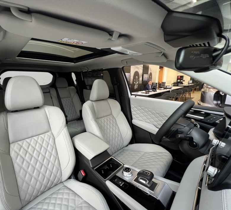 Mitsubishi Outlander 2024 2.5 MiVEC CVT (184 к.с.) S-AWC Ultimate