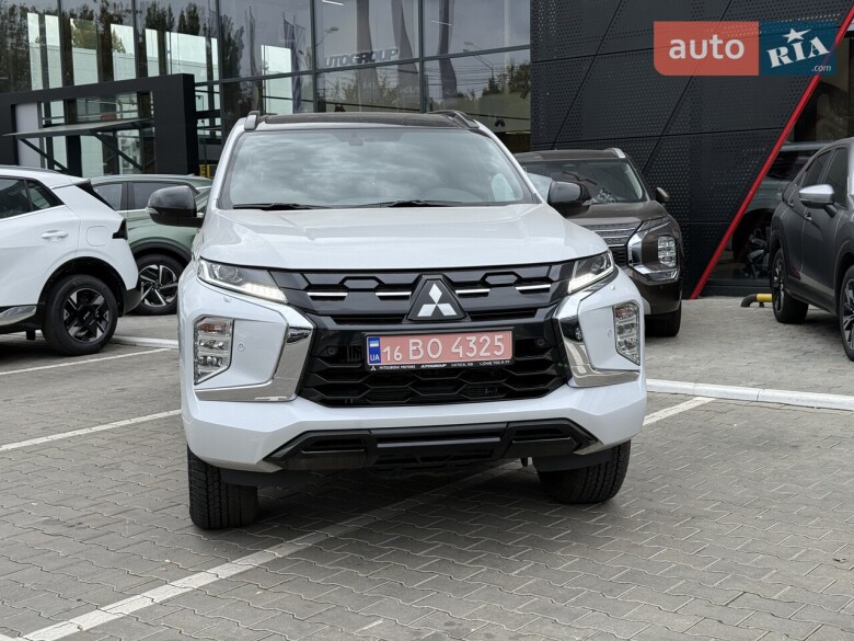 Mitsubishi Pajero Sport 2025 3.0 MIVEC АТ (209 к.с.) Super Select 4WD-II Ultimate