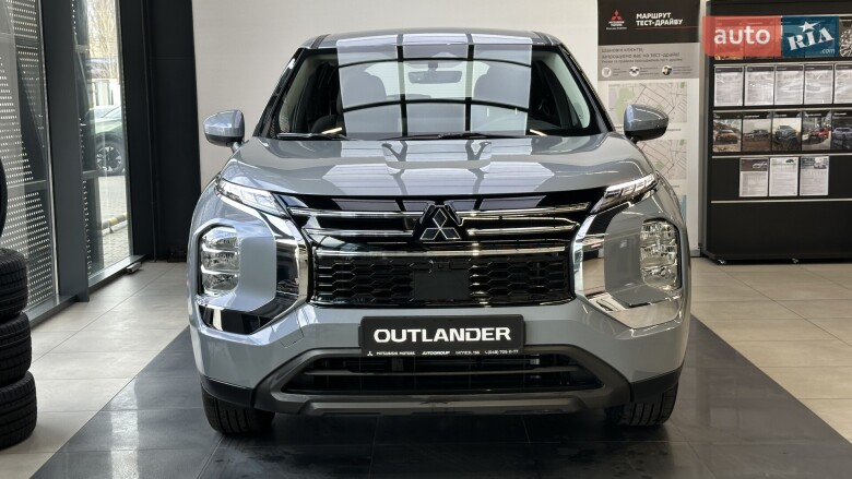 Mitsubishi Outlander 2025 2.5 MiVEC CVT (184 к.с.) Business